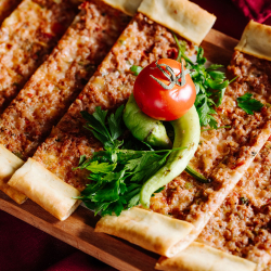Kıymalı Pide