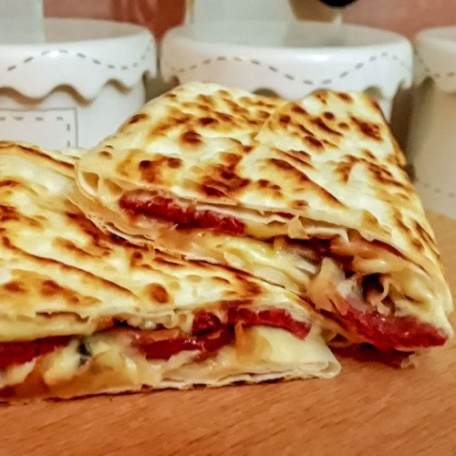 Sucuklu Gözleme