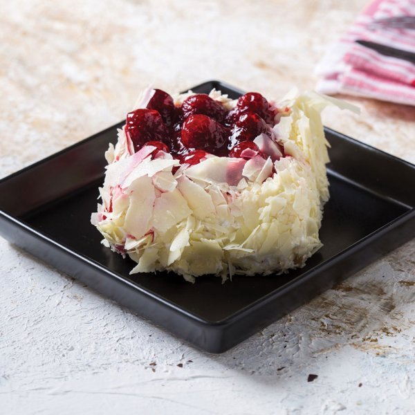 Beyaz Çikolatalı Profiterol