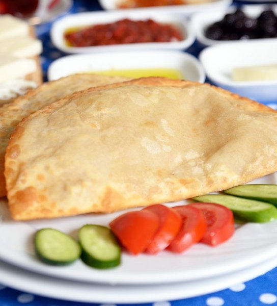 Çiğ Börek