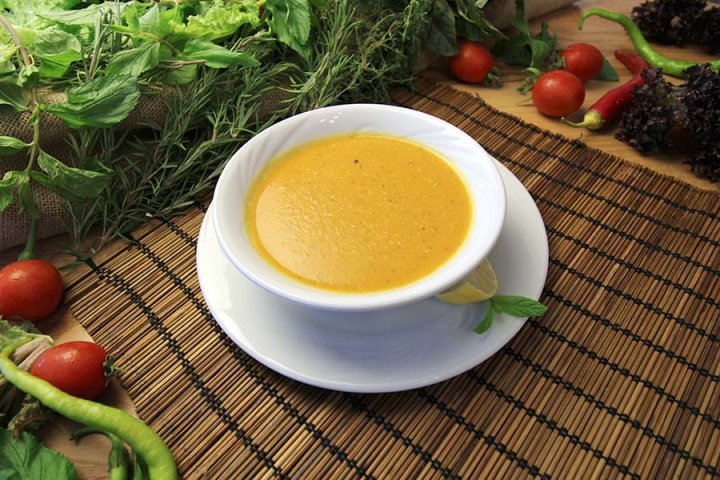 Özel Soslu Mercimek