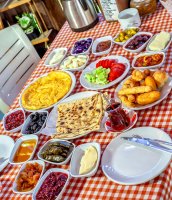 Serpme Köy Kahvaltısı